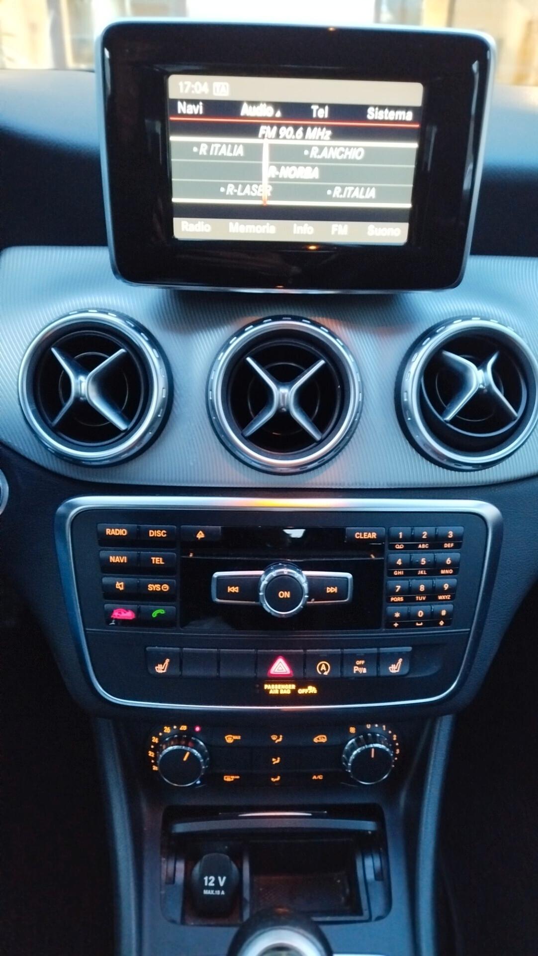 Mercedes-benz GLA 200 CDI Premium Amg