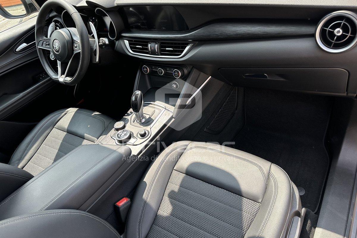 ALFA ROMEO Stelvio 2.2 Turbodiesel 180 CV AT8 RWD Executive