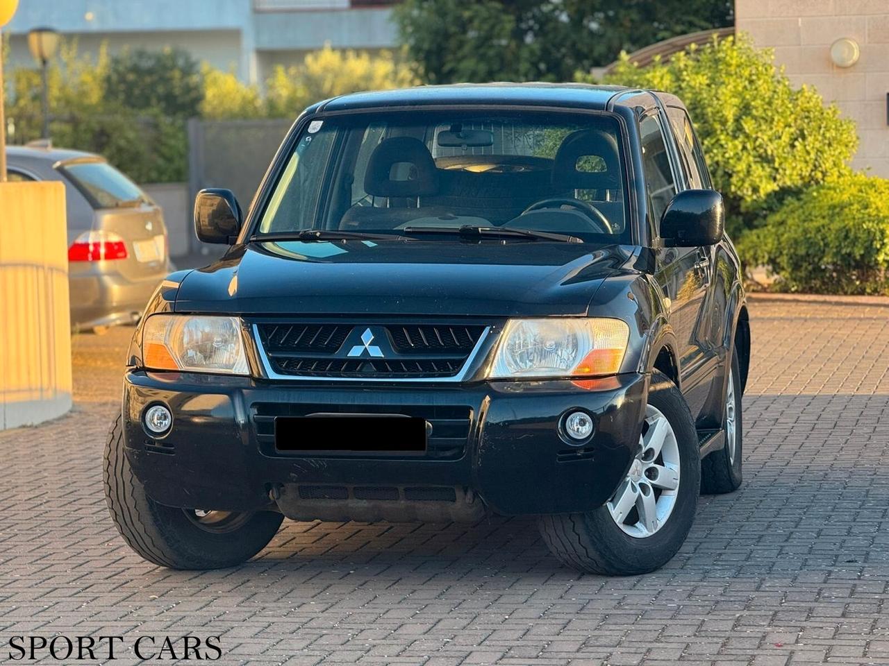 Mitsubishi Pajero 3.2 DI-D 16V 3p. Intense 170 CV