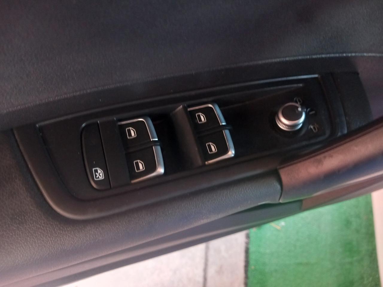 Audi A1 SPB 1.4 TDI S tronic F 1 CERCHIO 17 DISTRIBUZIONE NUOVA GARANZIA