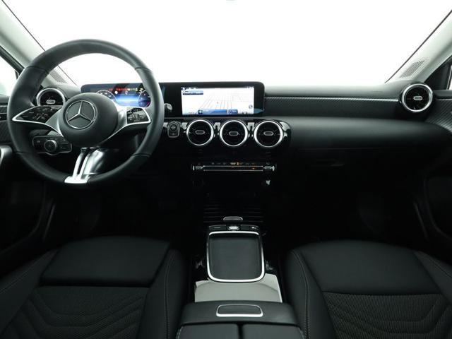 MERCEDES-BENZ A 180 Automatic Progressive Advanced