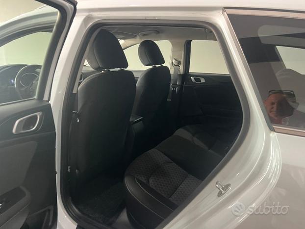 KIA Ceed 1.6 CRDi 115 CV DCT SW Business Class
