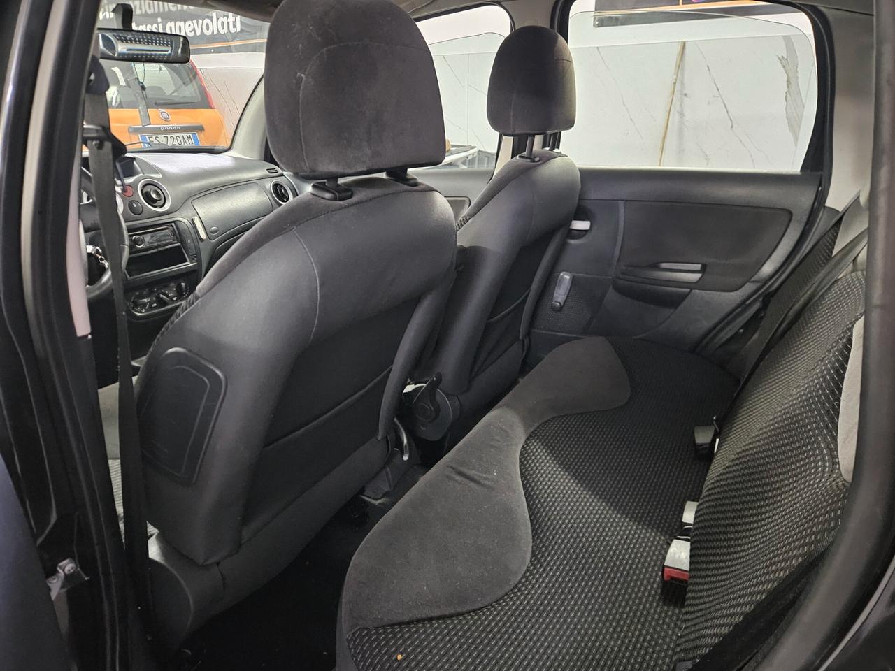 CITROEN C3 RESTYLING 1.1 GPL DI SERIE 2010 PETFETTA