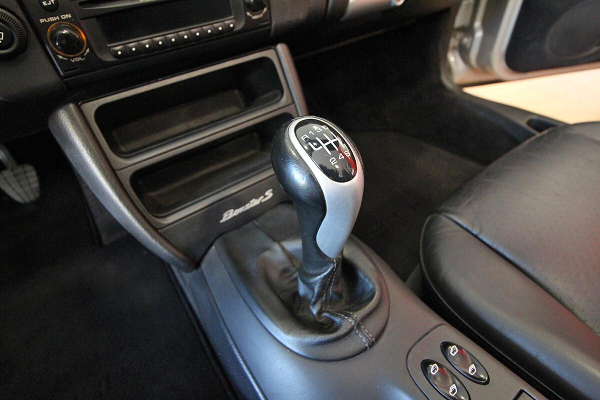 Porsche Boxster 3.2i 24V cat S