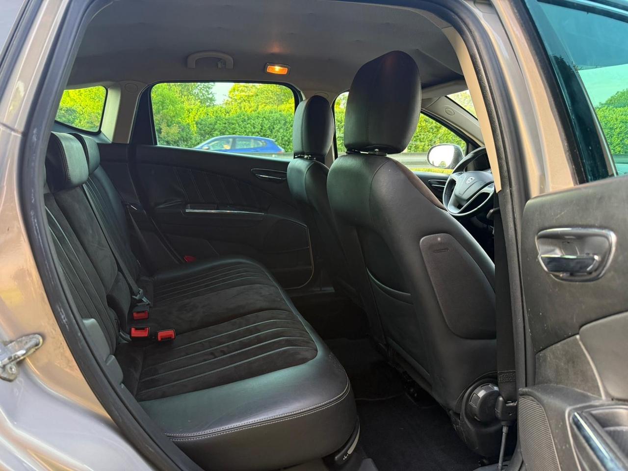 Lancia Delta 1.6 MJT DPF Platino