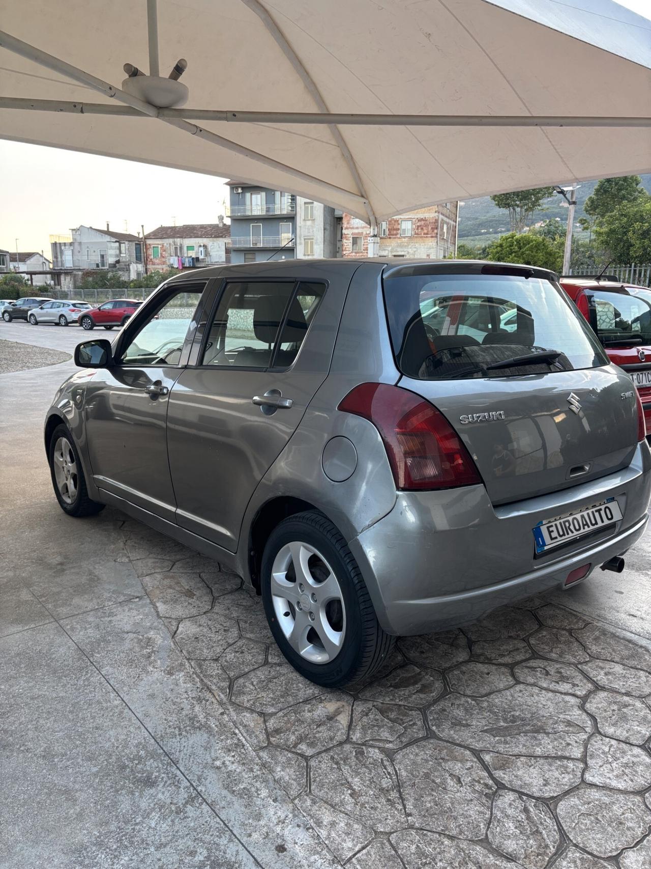 Suzuki Swift 1.3 DDiS 5p. GLX-2005