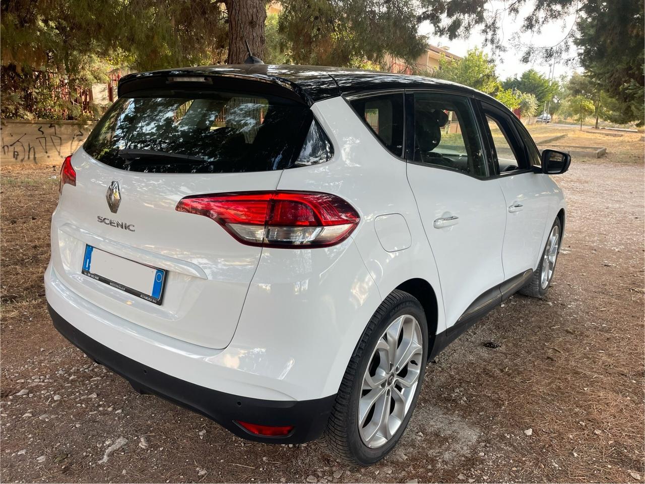 Renault Scenic Scénic dCi 8V 110 CV EDC Energy Intens