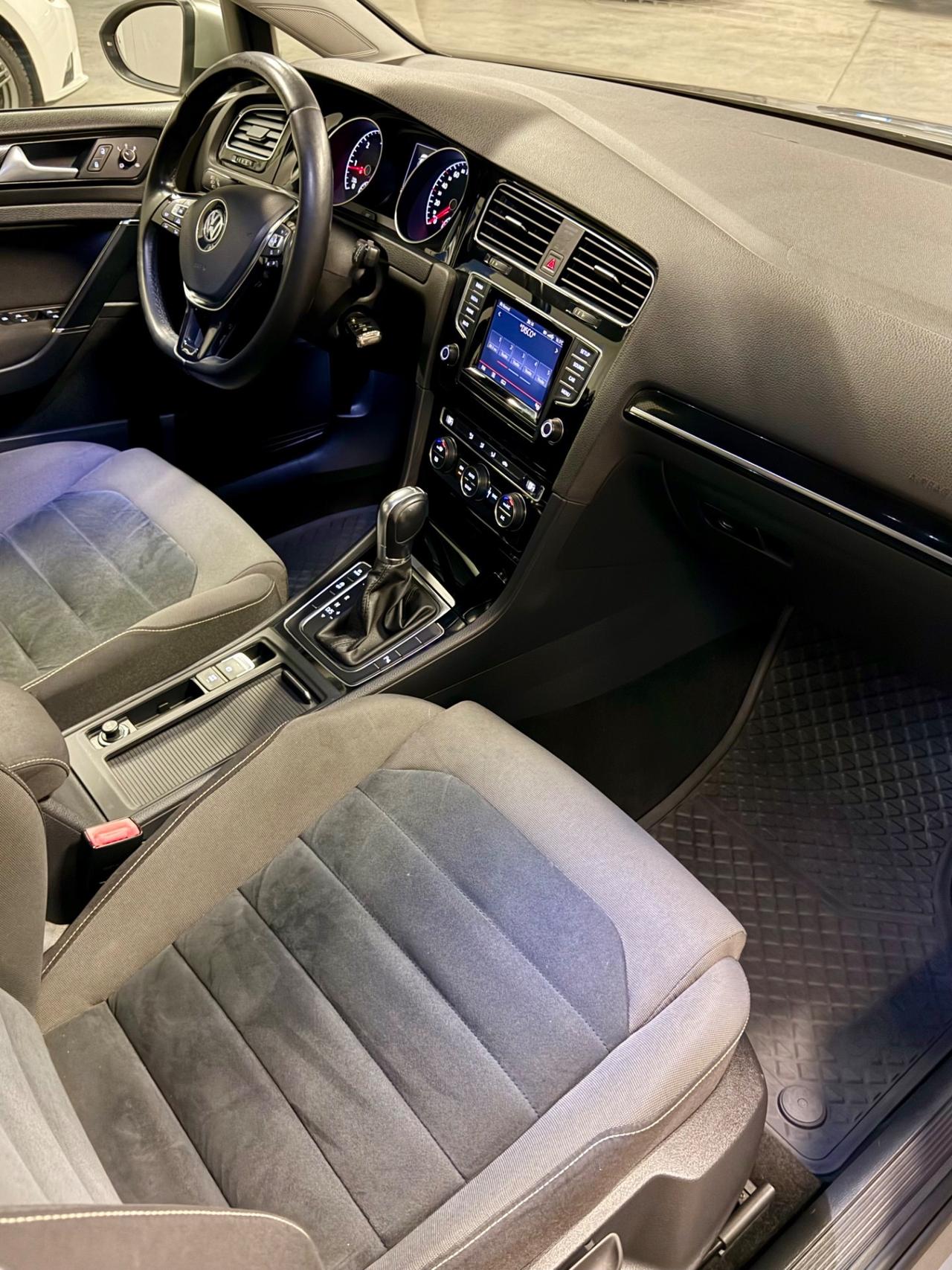 Volkswagen Golf Plus 1.6 TDI DPF Highline