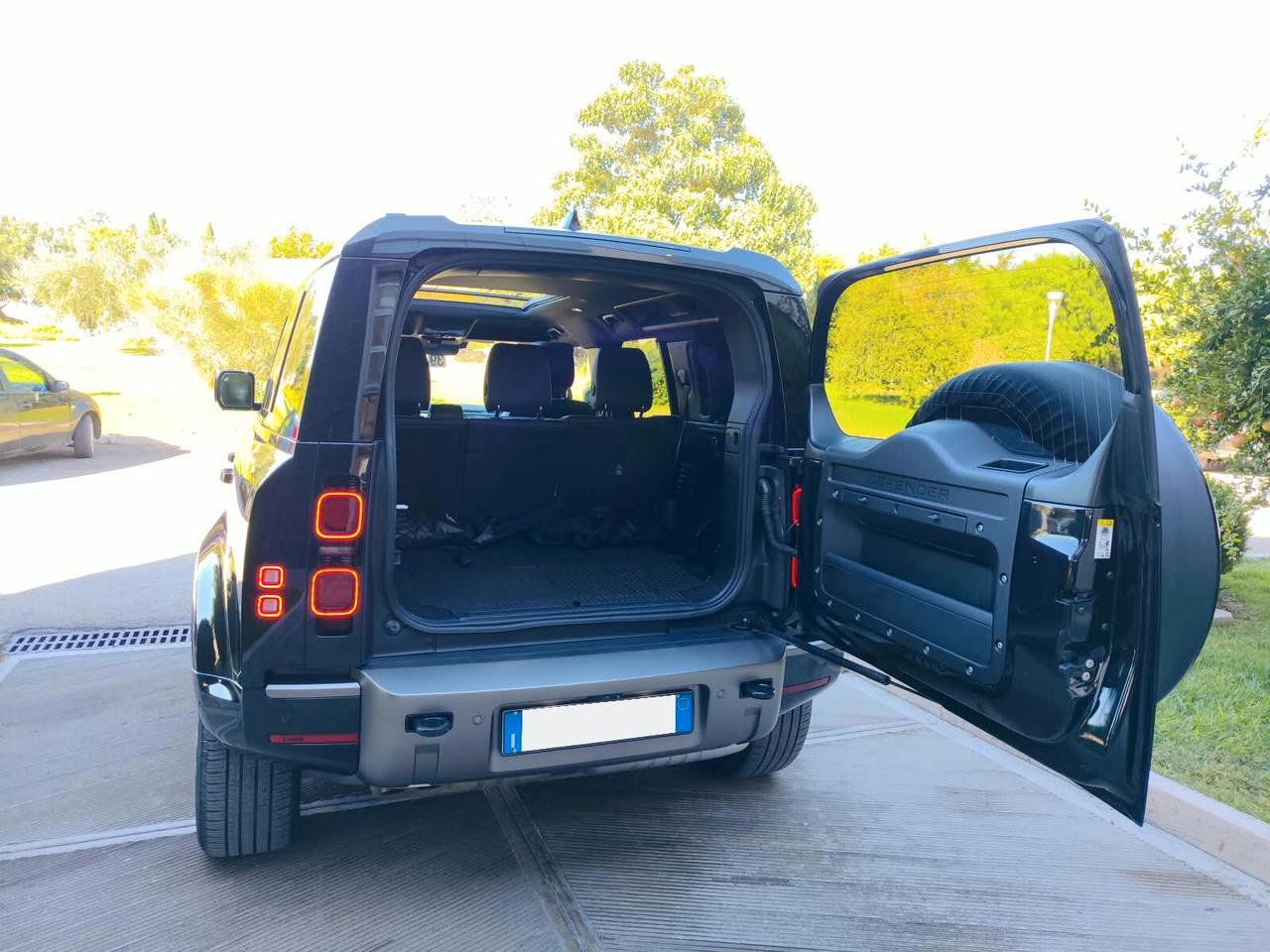 Land Rover Defender 110 3.0D I6 250 CV AWD Auto X-Dynamic HSE