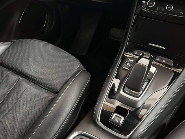 OPEL Grandland X 1.6 Hybrid4 Plug-in aut. AWD