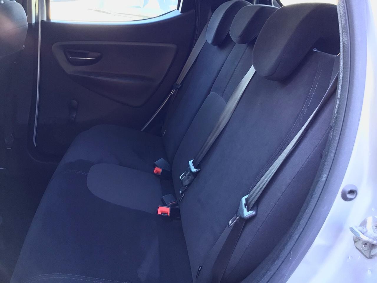 Lancia Ypsilon 1.2 69 CV 5 porte Gold