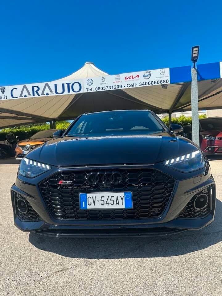 Audi A4 RS 4 Avant