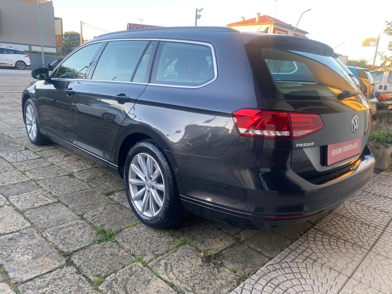 Volkswagen Passat Variant 1.6 TDI SCR DSG Business BMT