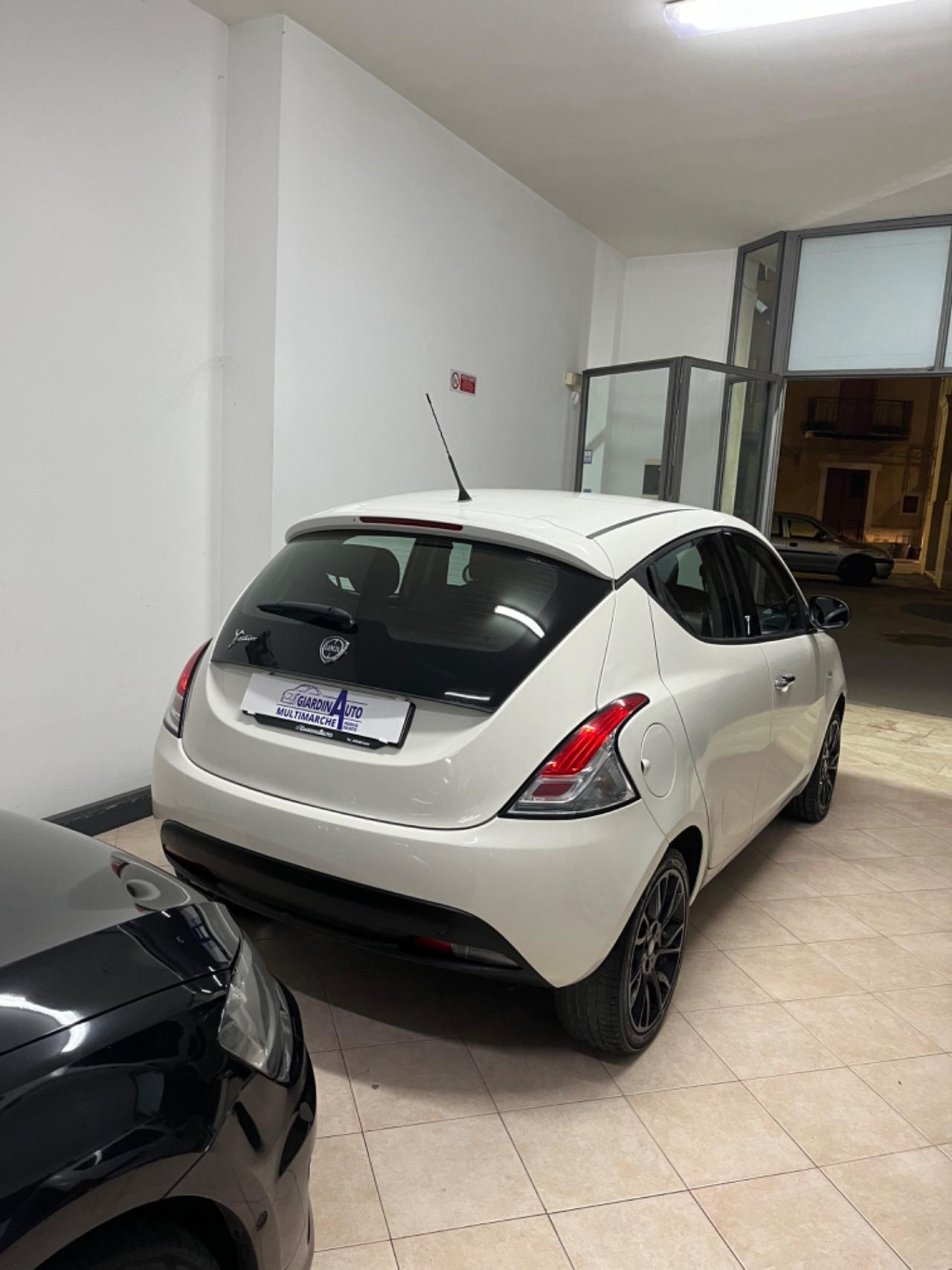 Lancia Ypsilon 1.3 MJT 16V 95 CV 5 porte S&S Gold