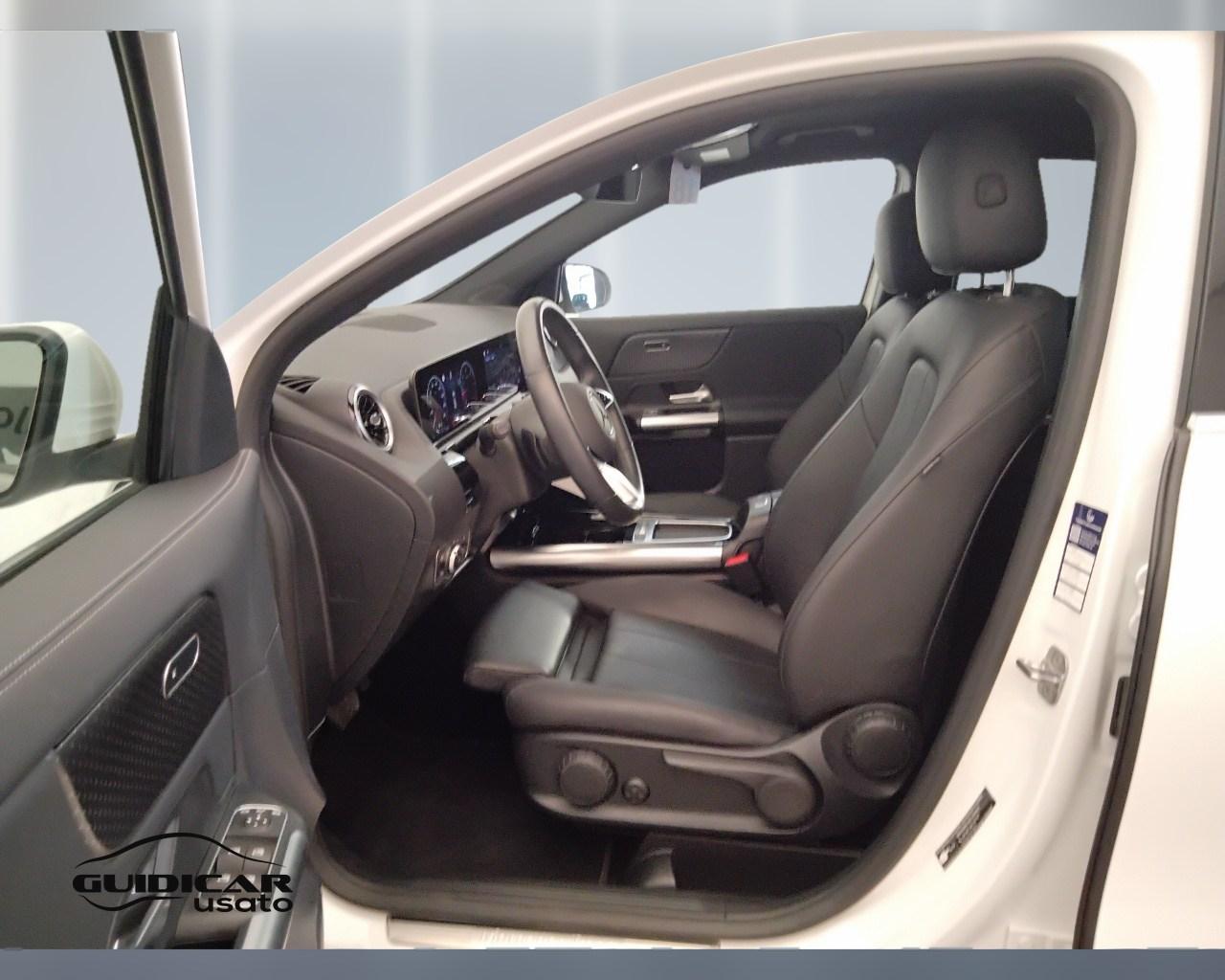 Mercedes-Benz GLA-H247 2023 - GLA 180 d Progressive Advanced auto