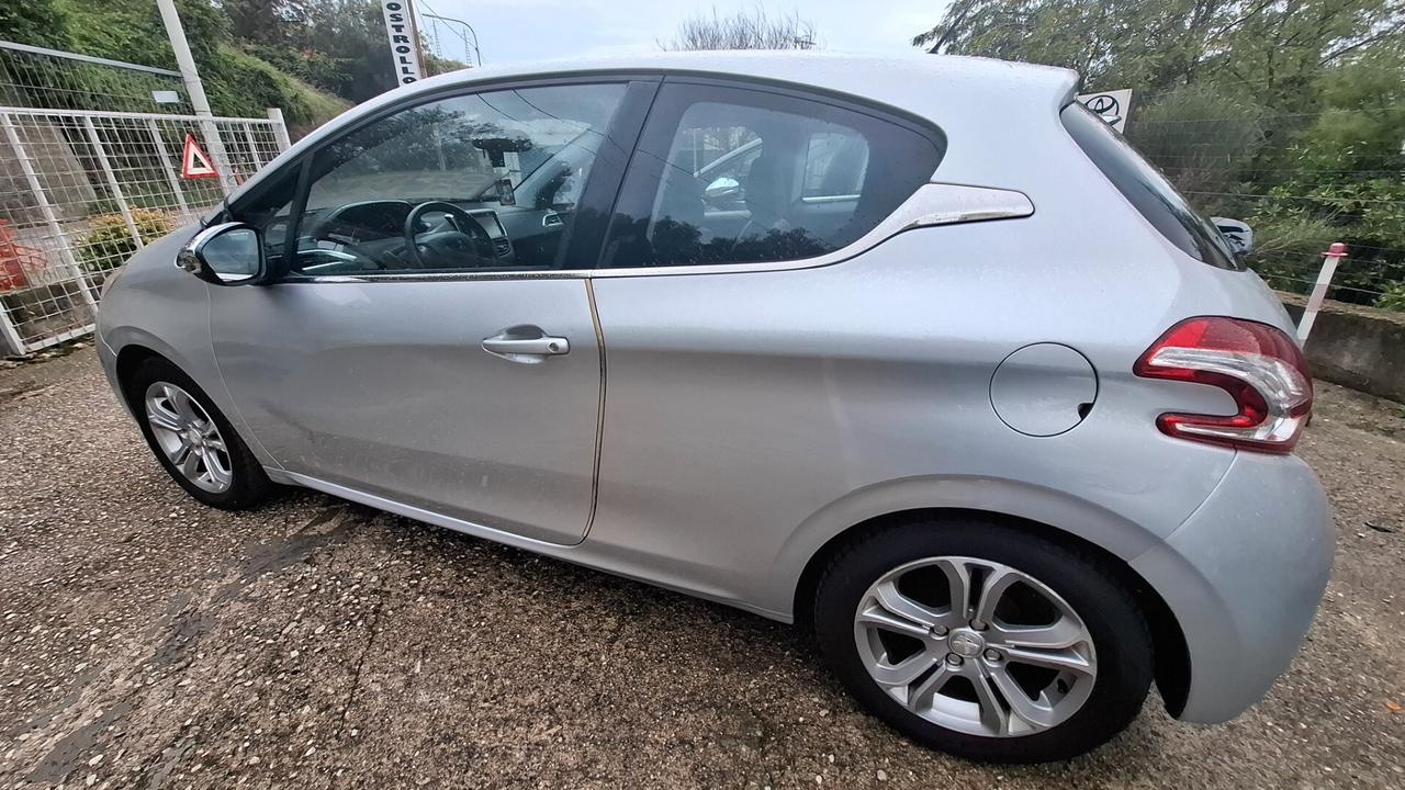 Peugeot 208 1.2 VTi 82 CV 3 porte Active