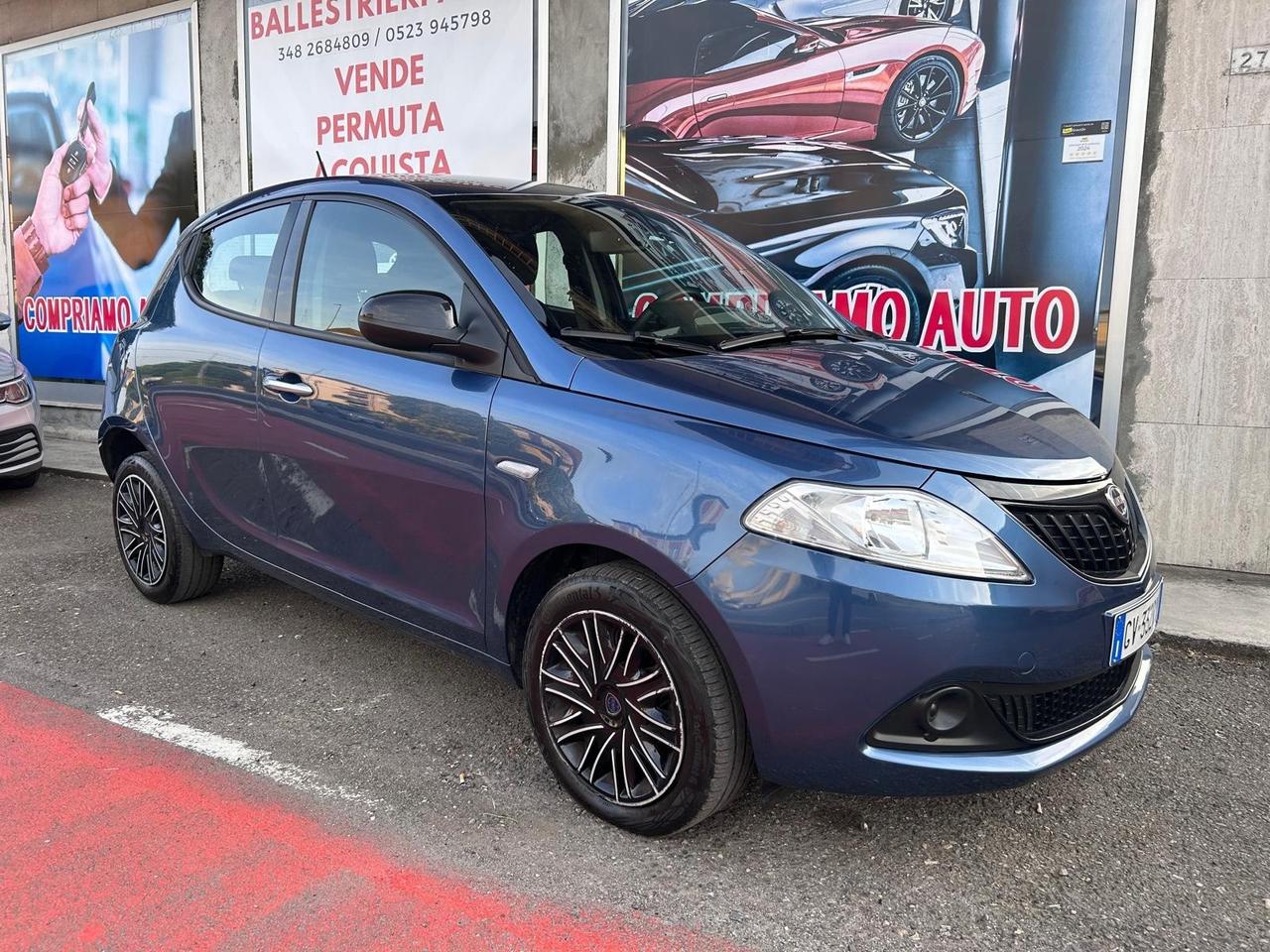 Lancia Ypsilon 1.0 FireFly 5 porte S&S Hybrid Gold
