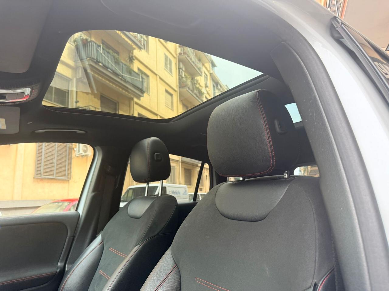 Mercedes-benz GLA 200 d Automatic 4Matic Premium