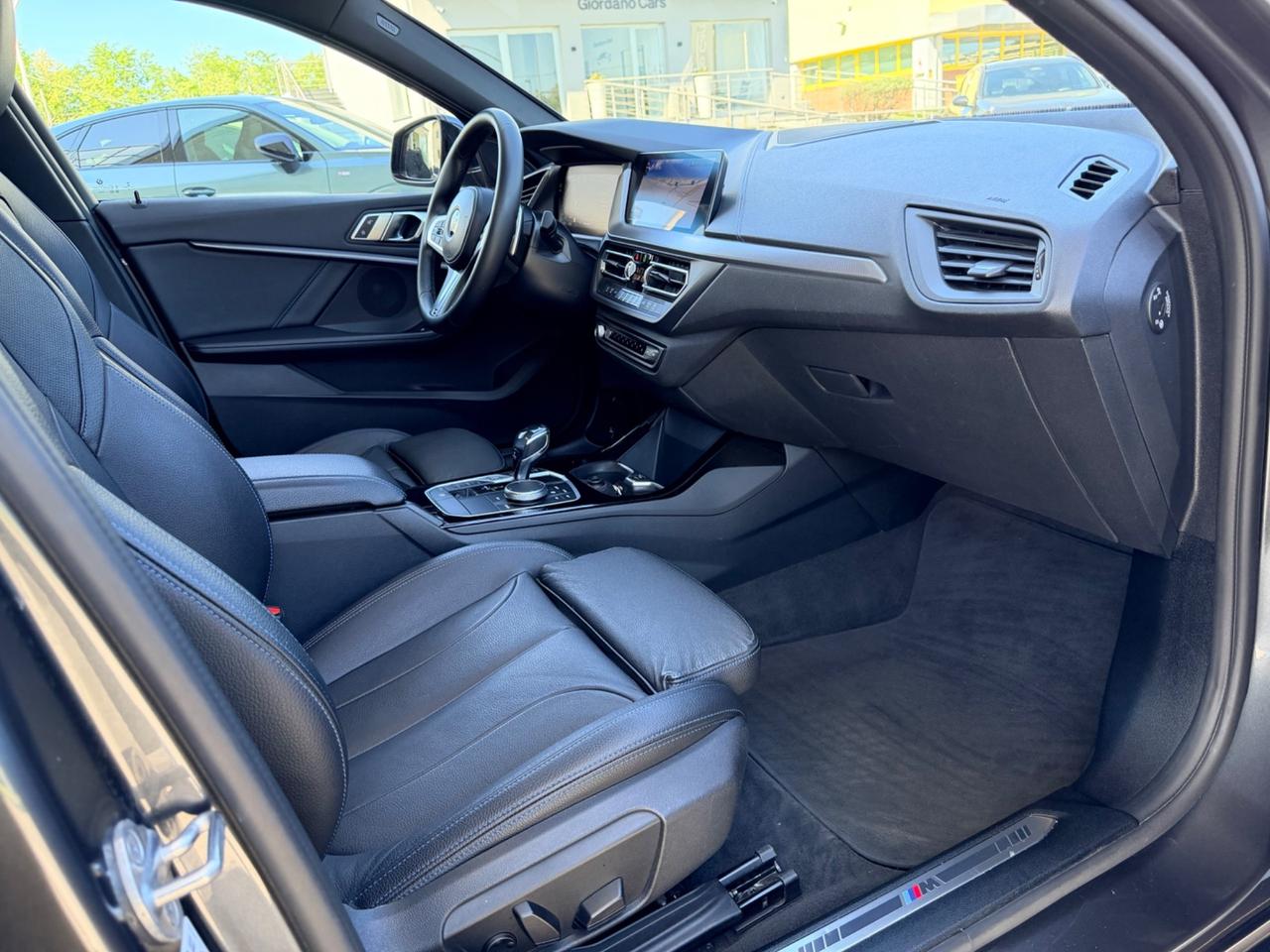 Bmw 118d 5p. Msport 150cv tetto apribile uni pro