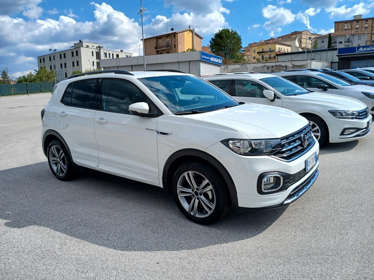 Volkswagen T-CROSS 1.0 TSI 110 CV DSG R-LINE