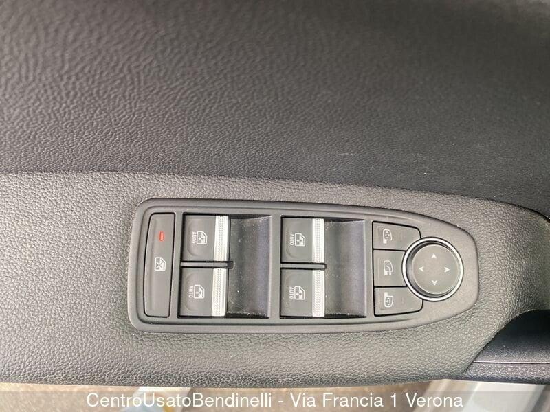 Renault Captur Plug-in Hybrid E-Tech 160 CV Intens