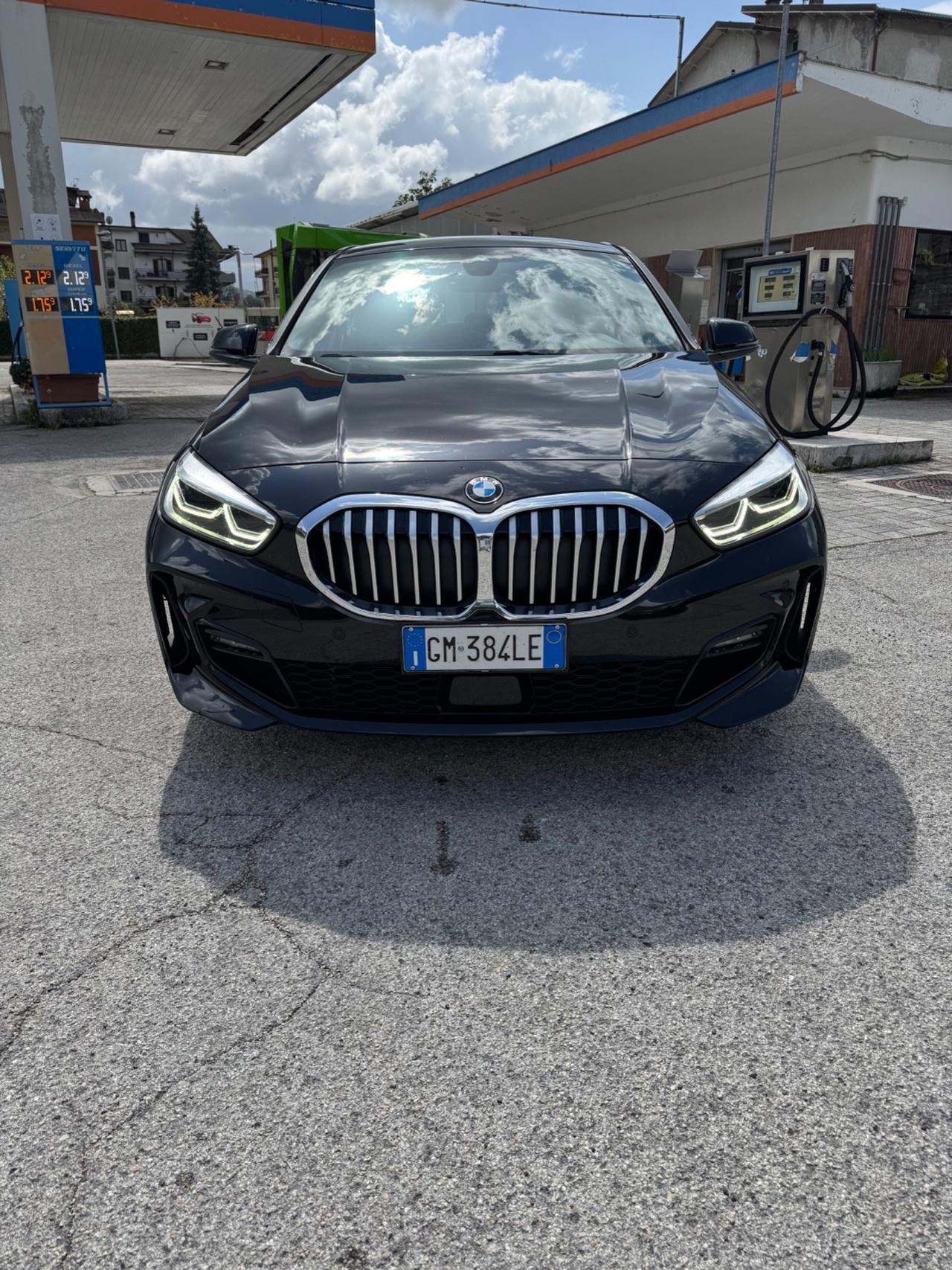 Bmw 118 116d 5p. Msport