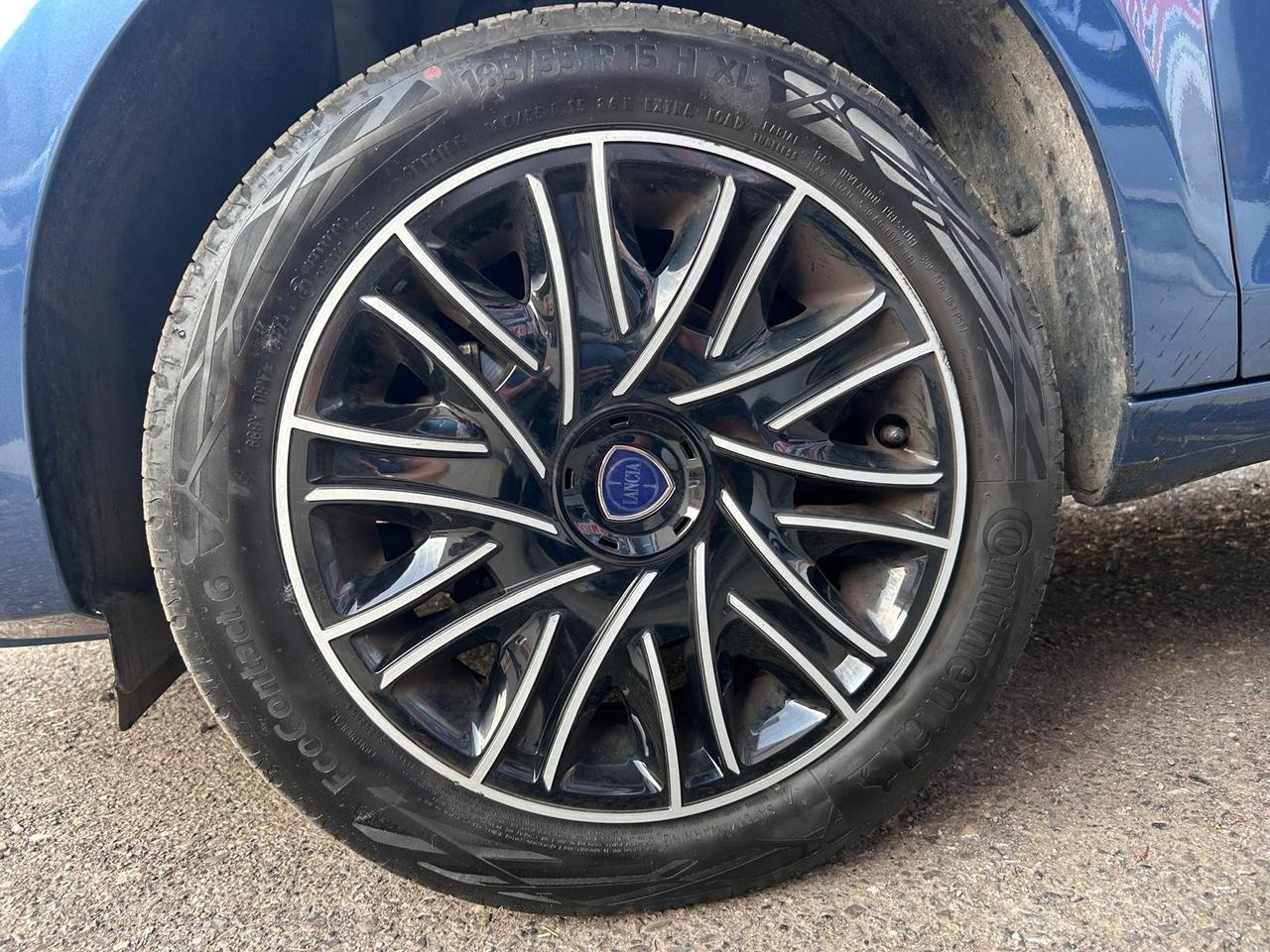 Lancia Ypsilon 1.0 FireFly 5 porte S&S Hybrid Gold