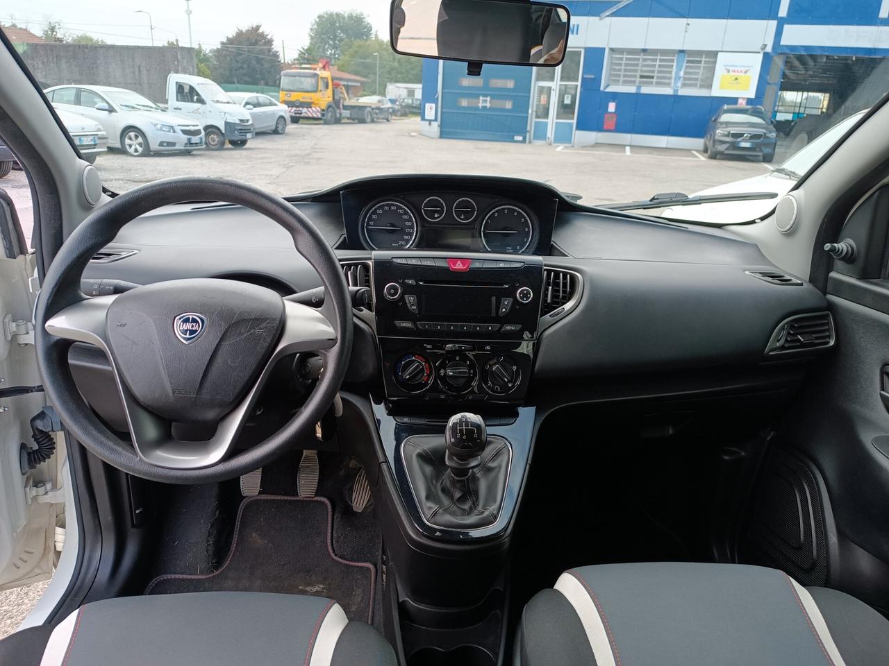 Lancia Ypsilon 1.2 69 CV 5 porte Elle