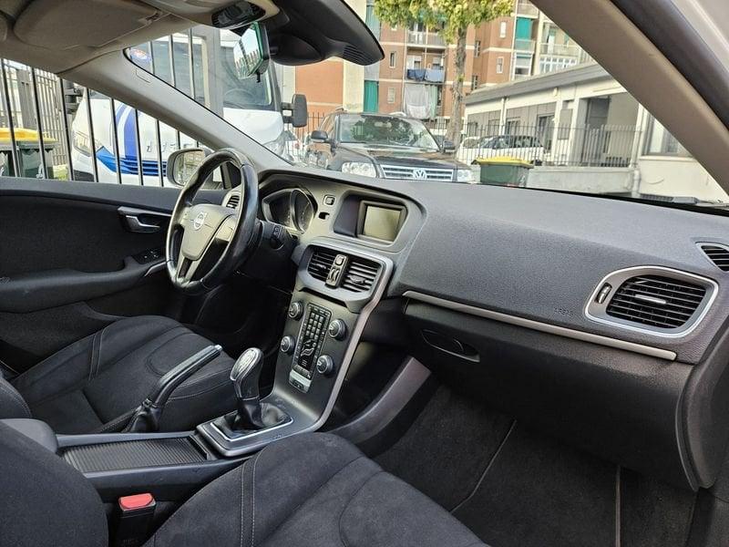 Volvo V40 D2 Summum