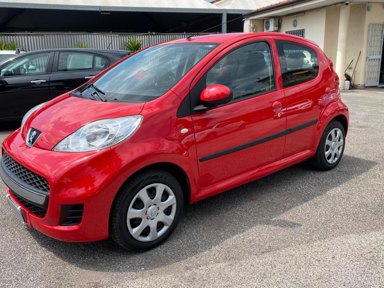 Peugeot 107 1.0 68CV 5p. Sweet Years