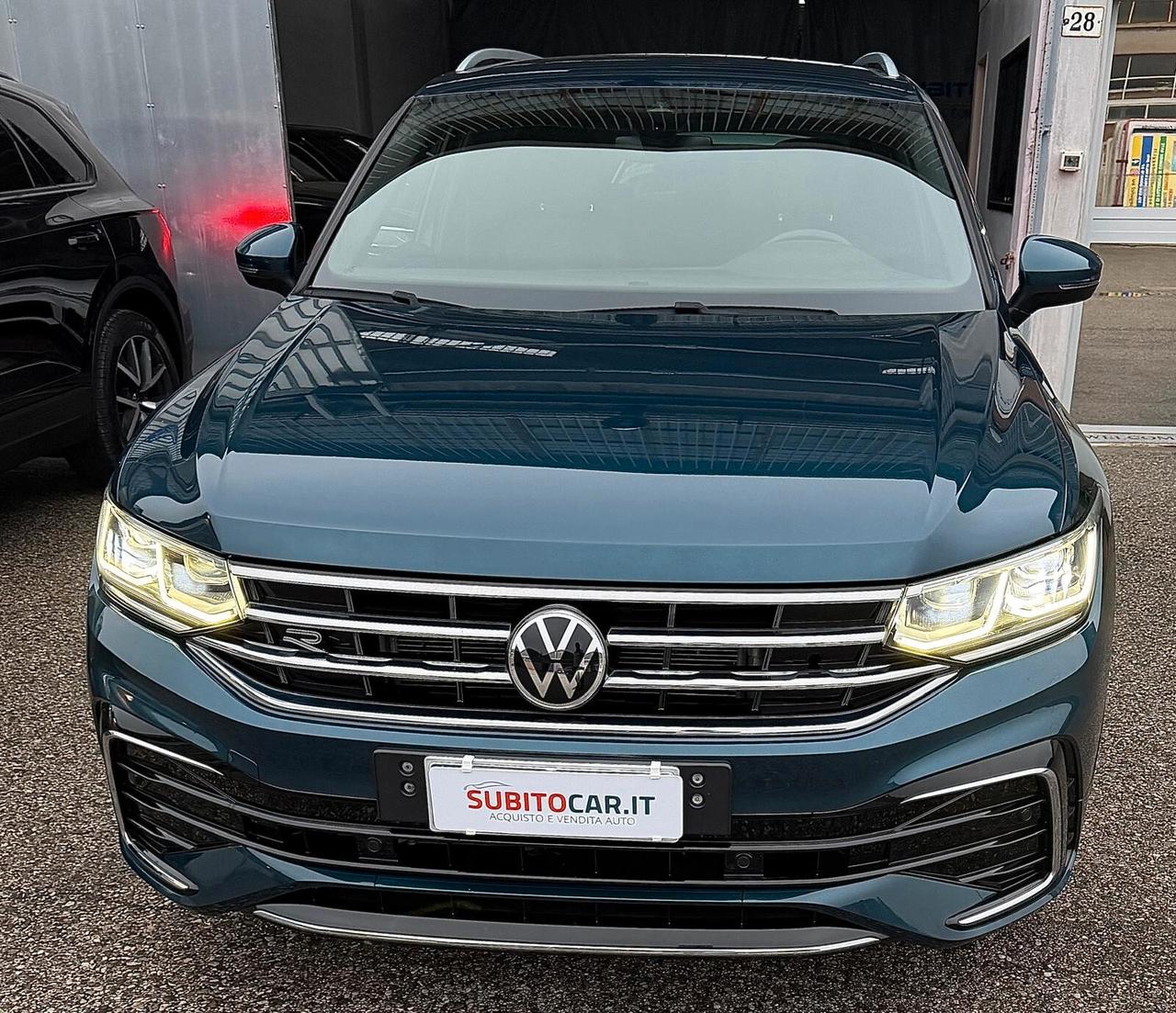 Volkswagen Tiguan 2.0 TDI 150 CV SCR DSG R-Line