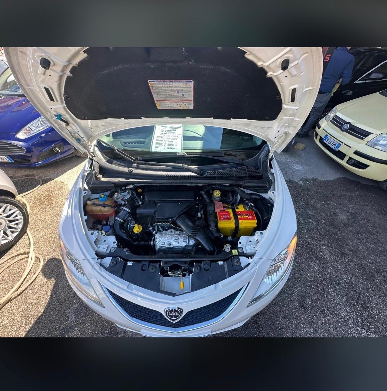 Lancia Ypsilon 1.3 MJT 16V 95 CV 5 porte S&S Gold