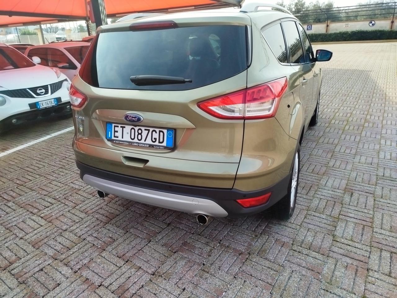 Ford Kuga 2.0 TDCI 140 CV 4WD Titanium