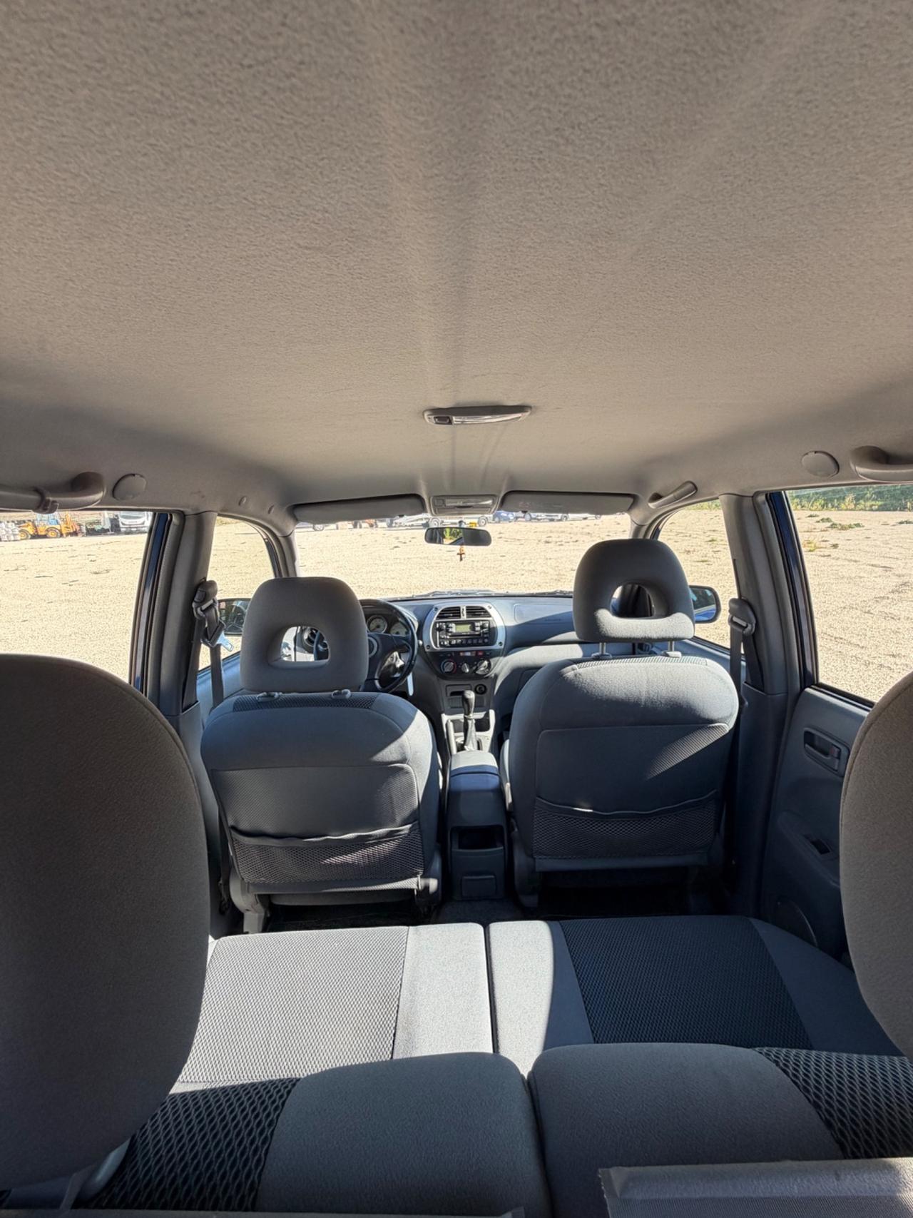 Toyota RAV 4 RAV4 2.0 Tdi D-4D cat 5 porte Sol