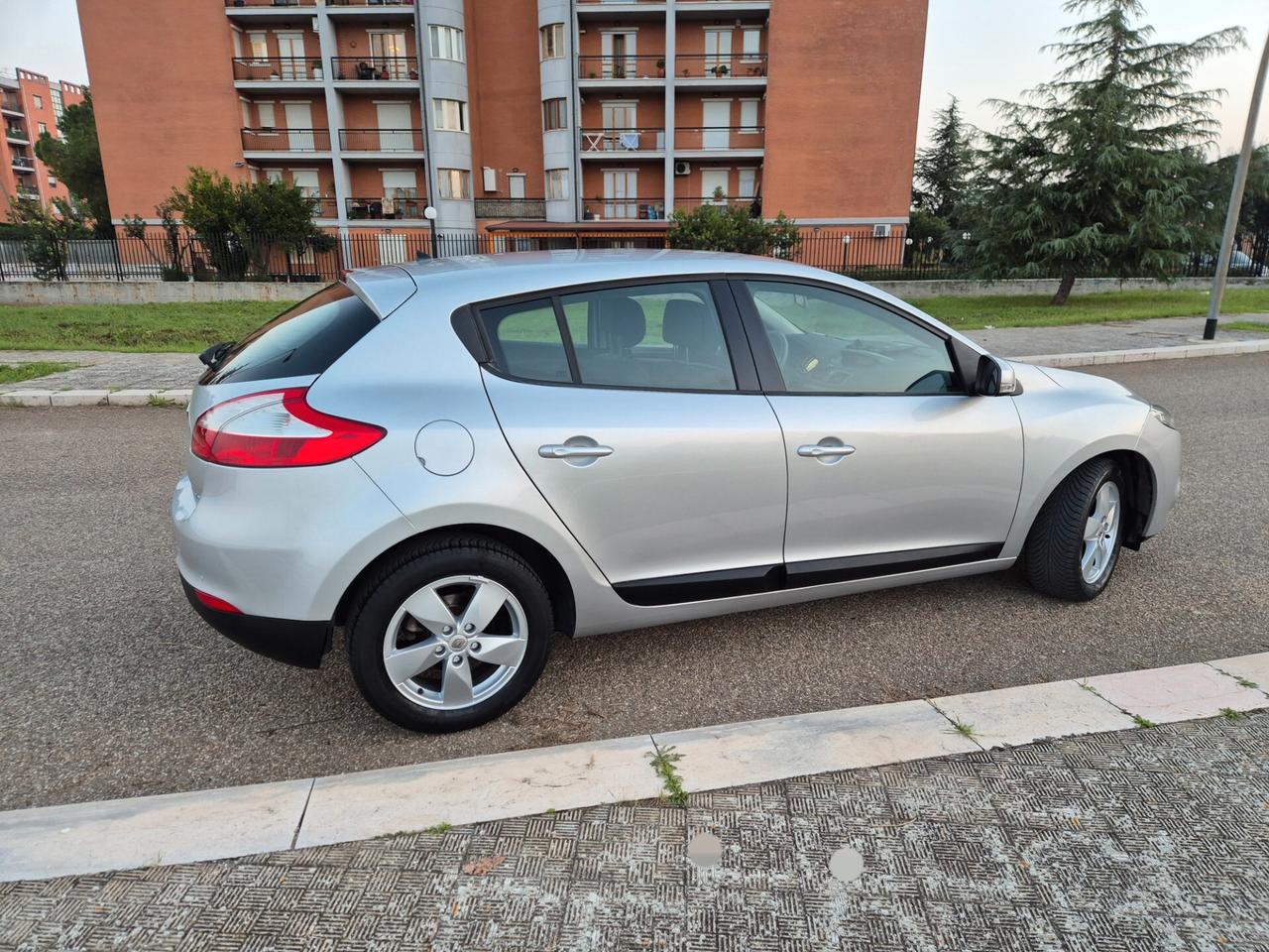 Renault Megane Mégane 1.5 dci diesel 110cv 2012