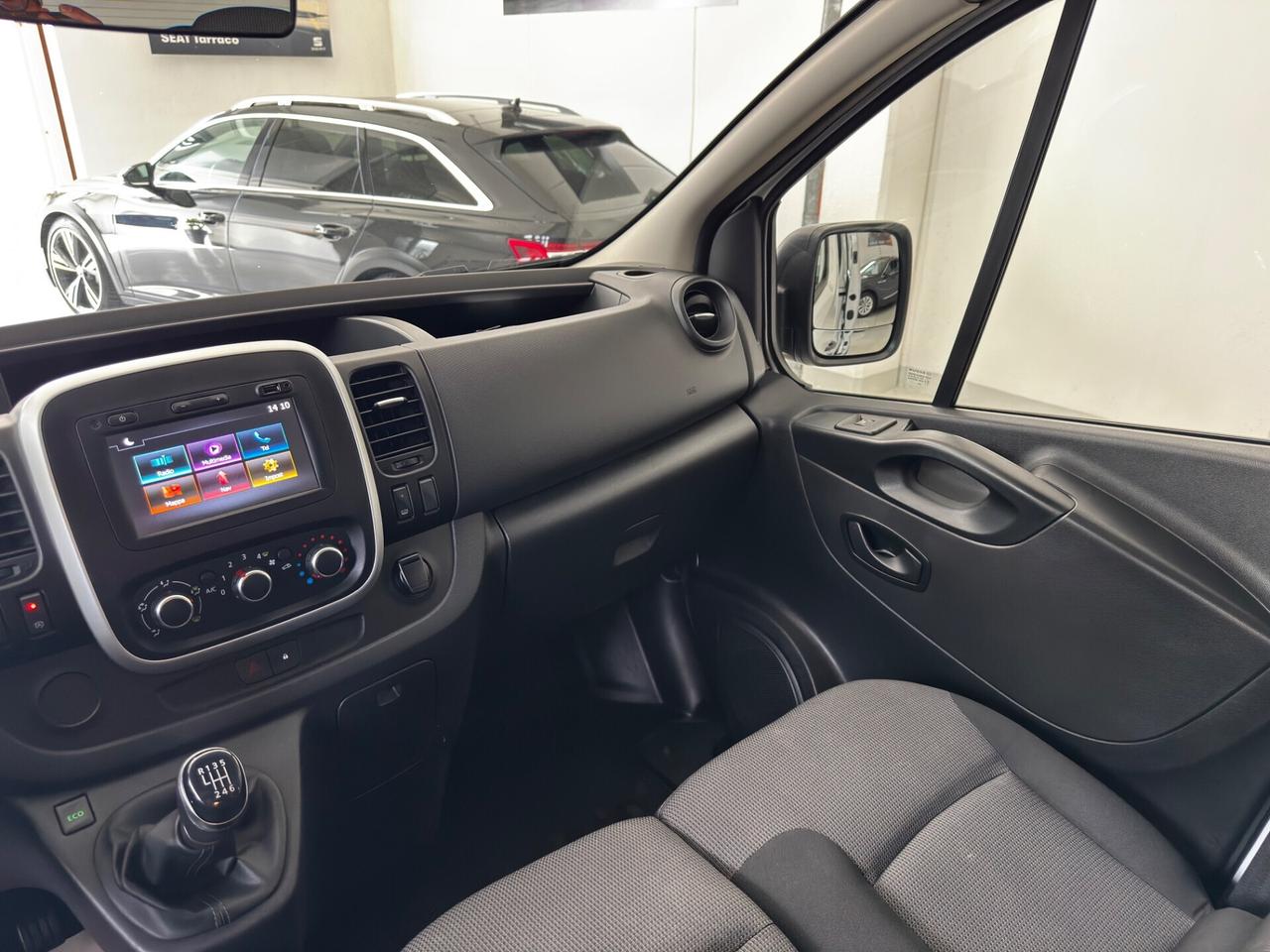 Renault Trafic T27 2.0 dCi 120CV PC-TN Zen N1