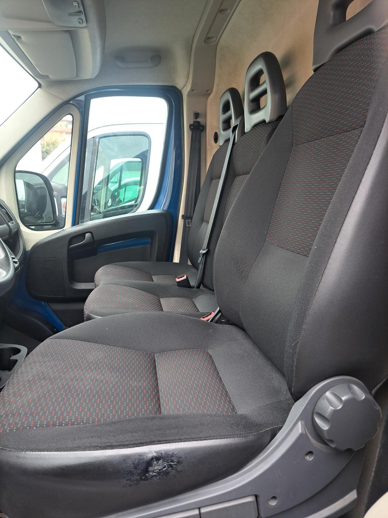 Peugeot Boxer 330 2.2 BlueHDi 140CV PM-TN Furgone