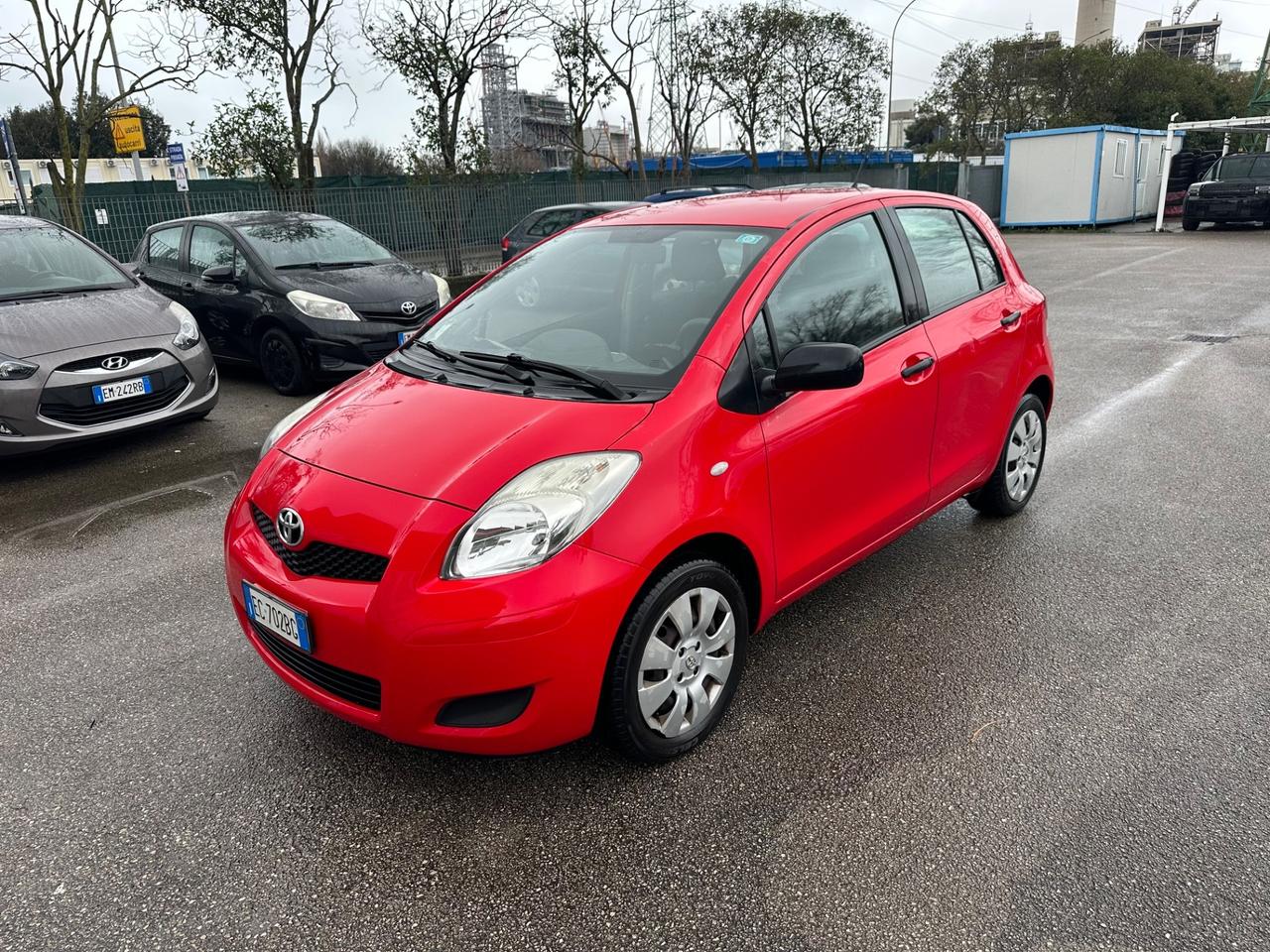 Toyota Yaris 1.0 5p. Now - 2010 - 99.000km Neop.