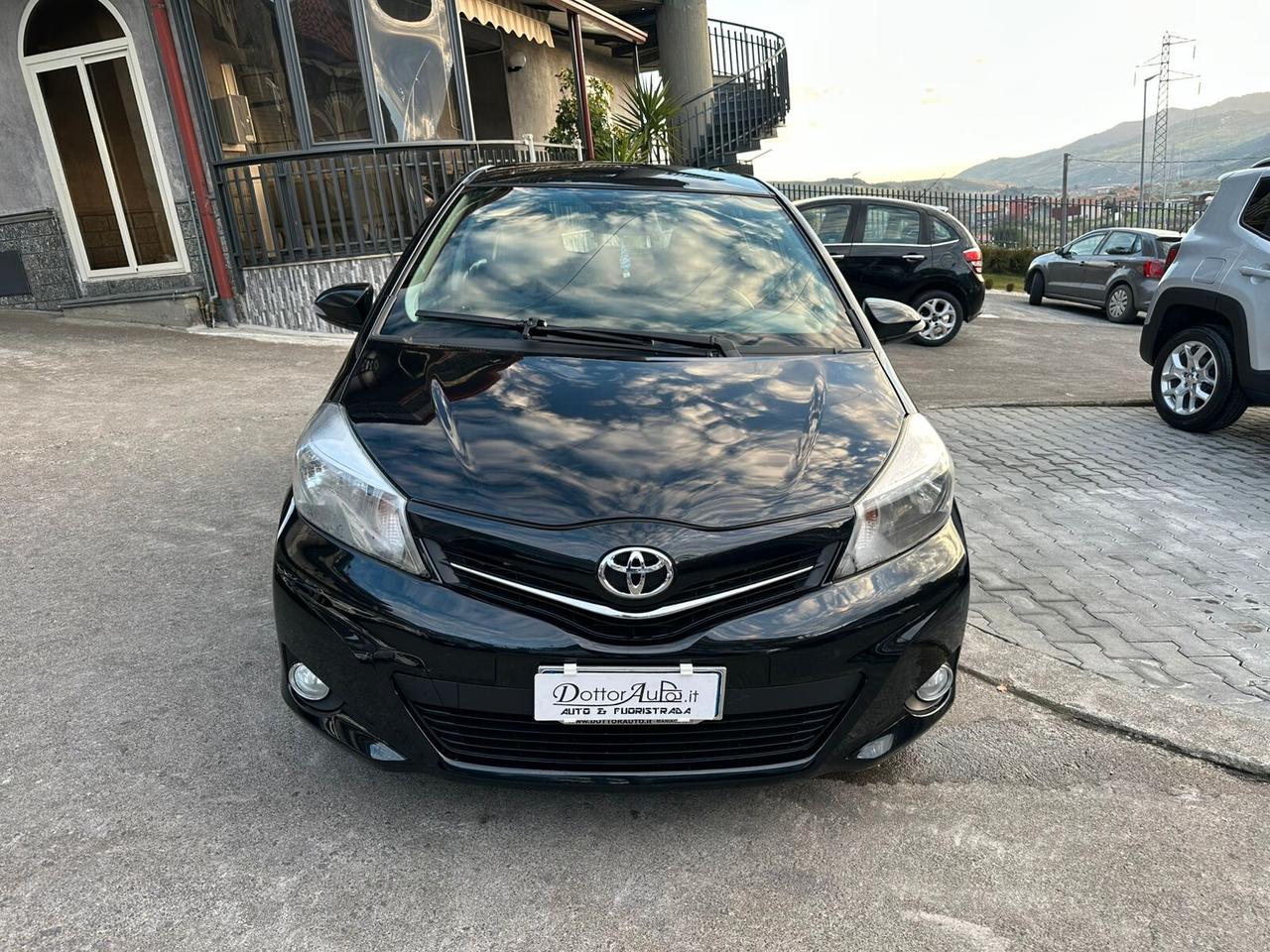 Toyota Yaris 1.4 D-4D 5 porte Lounge