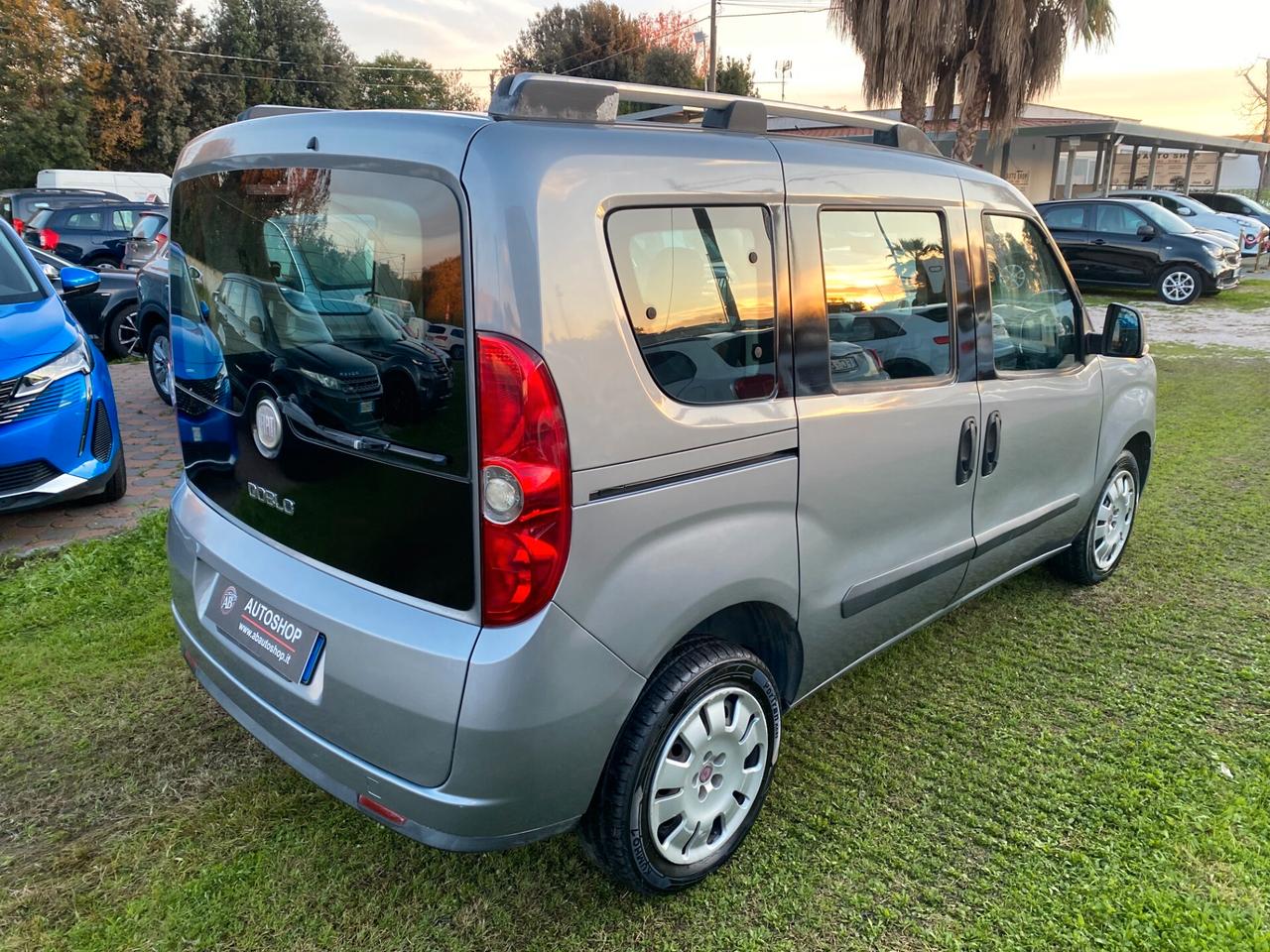 FIAT - Doblò - 2.0 Mjt 16V Emotion - 7 POSTI - NEOPATENTATI - FINANZIABILE