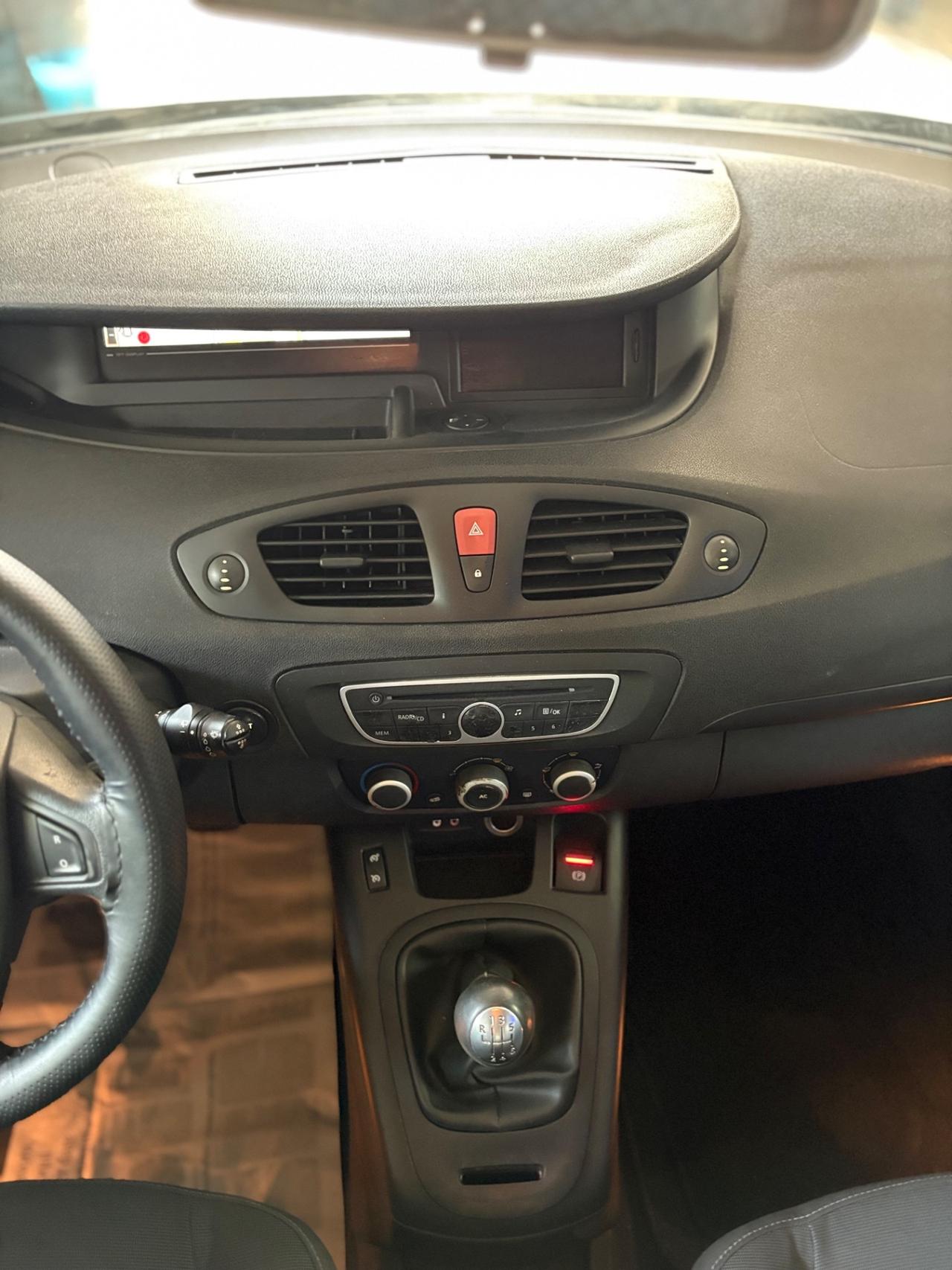 Renault Scenic 1.5Dci 110cv