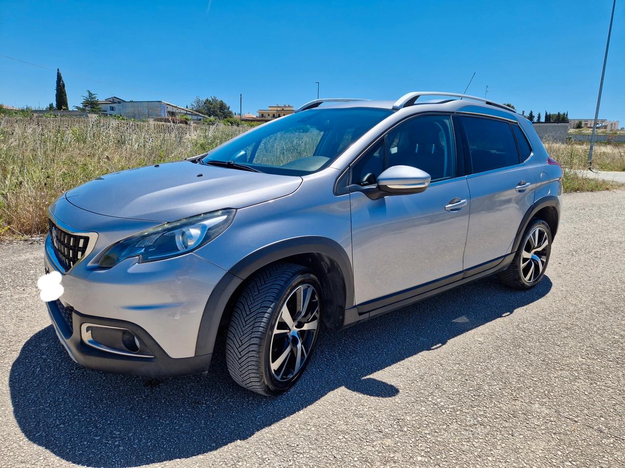 Peugeot 2008 BlueHDi 100 Allure