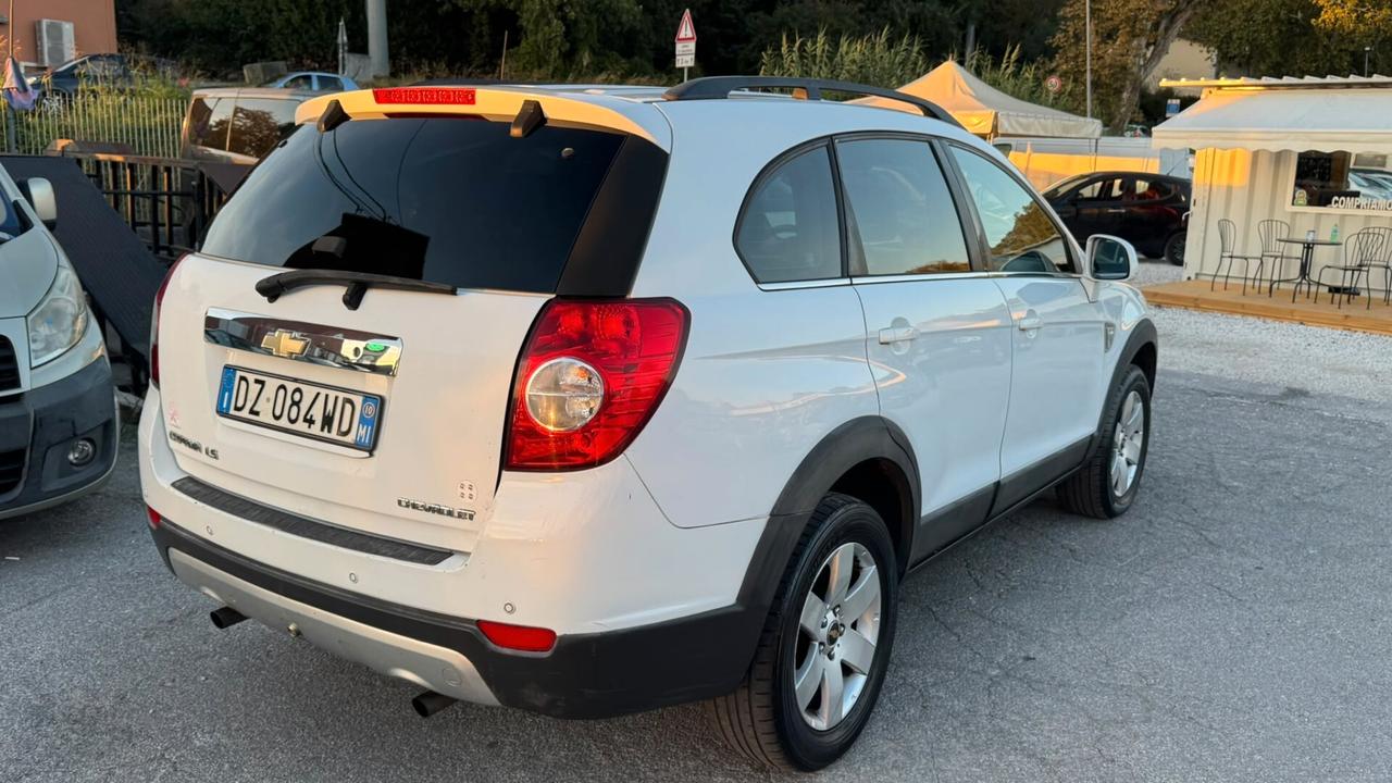 Chevrolet Captiva 2.0 VCDi 2WD