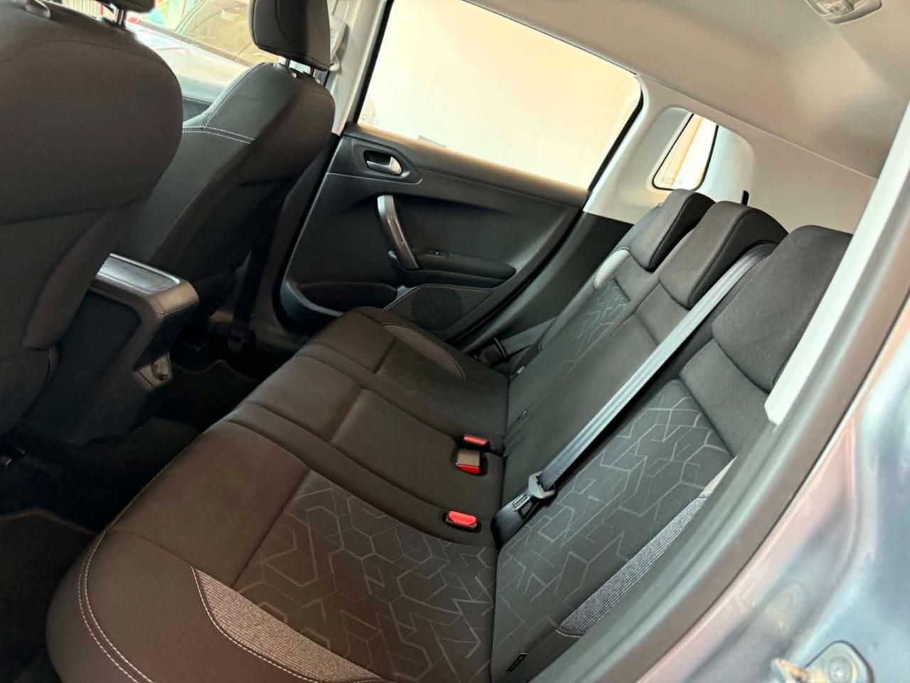 Peugeot 2008 1.2 PureTech 82cv Access NEOPATENTATI