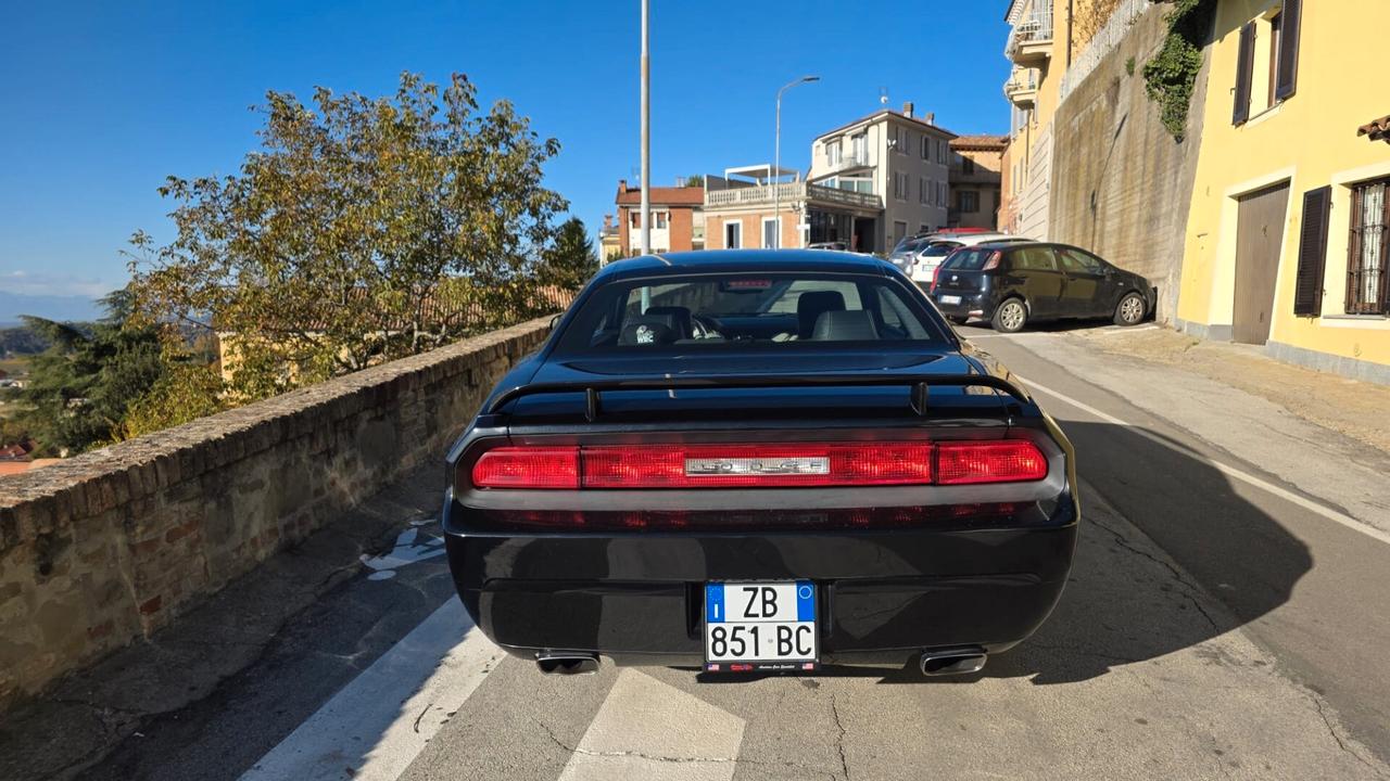 Dodge Challenger SRT-8 2009