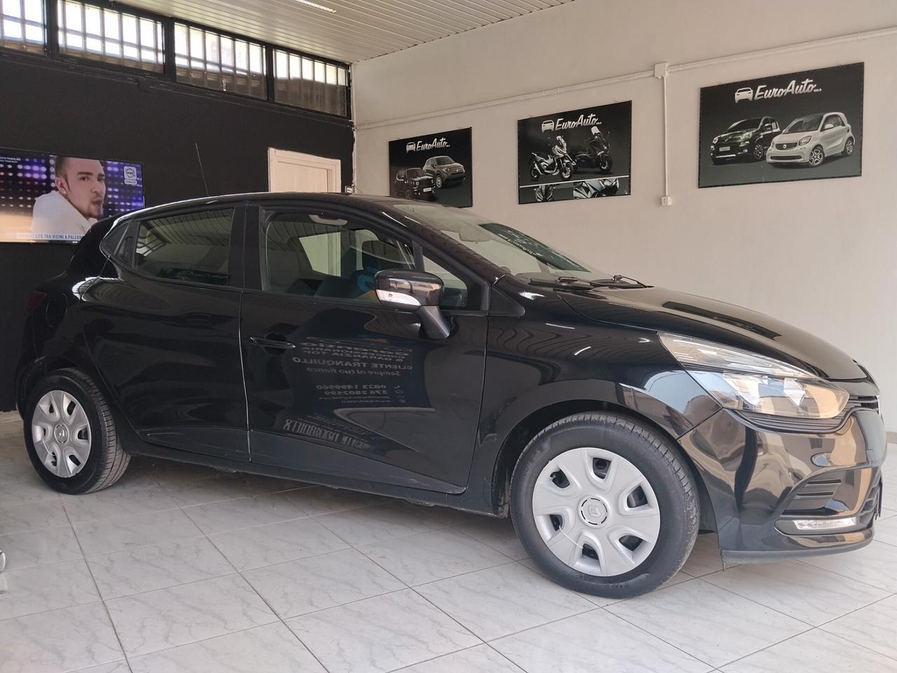 Renault Clio 1.5 diesel 2018 CON GARANZIA