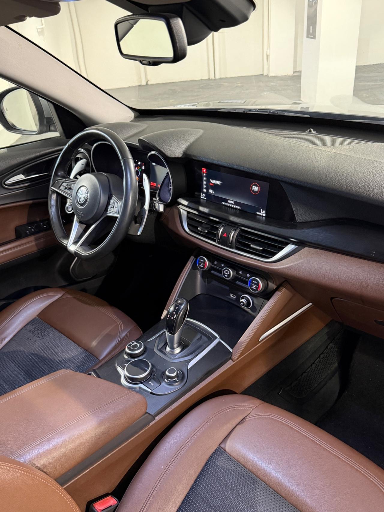 Alfa Romeo Stelvio 2.2 Turbodiesel 210 CV AT8 Q4 Executive
