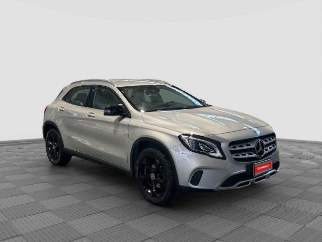 MERCEDES-BENZ CLA sse GLA GLA 200 CDI/d Automatic 4Matic Sport