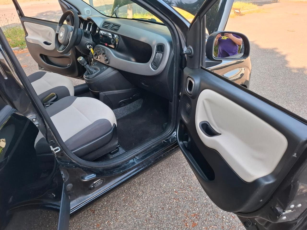 Fiat Panda 1.2 Dynamic SOLAMENTE 127.000 KM