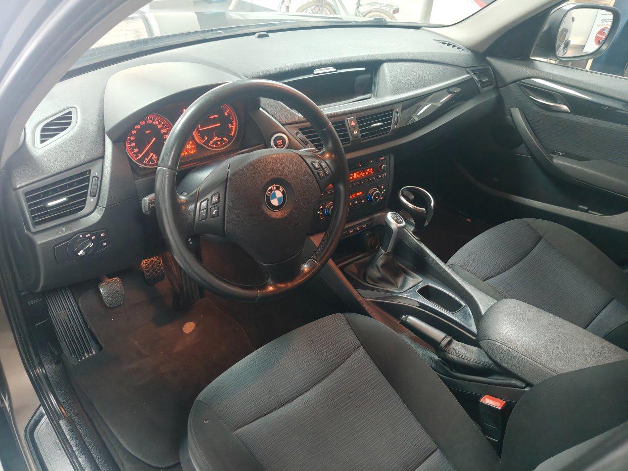 BMW X1 xdrive20d Attiva